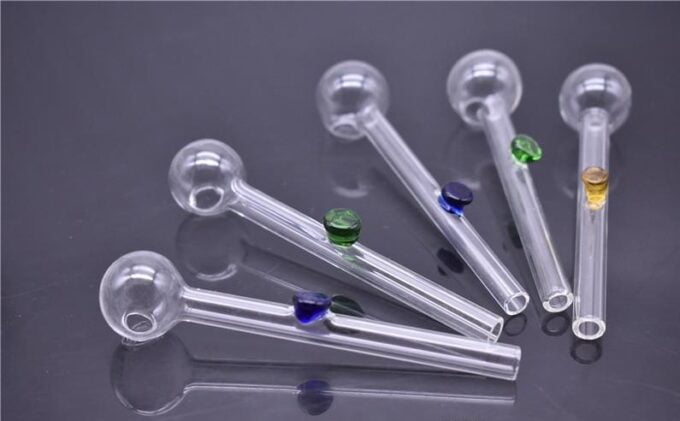 5-Glass-Straw-with-Colored-Dot Glass Pipe Chezain.com